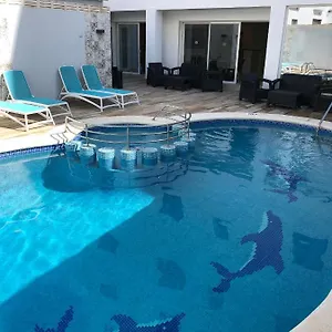 Rosalia Hotel