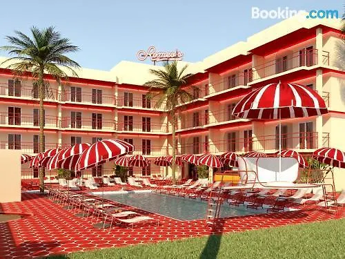 Hotel Romeos Ibiza - Adults Only à Sant Antoni de Portmany 4*,